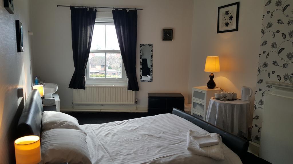 Station Hotel Hucknall Екстер'єр фото