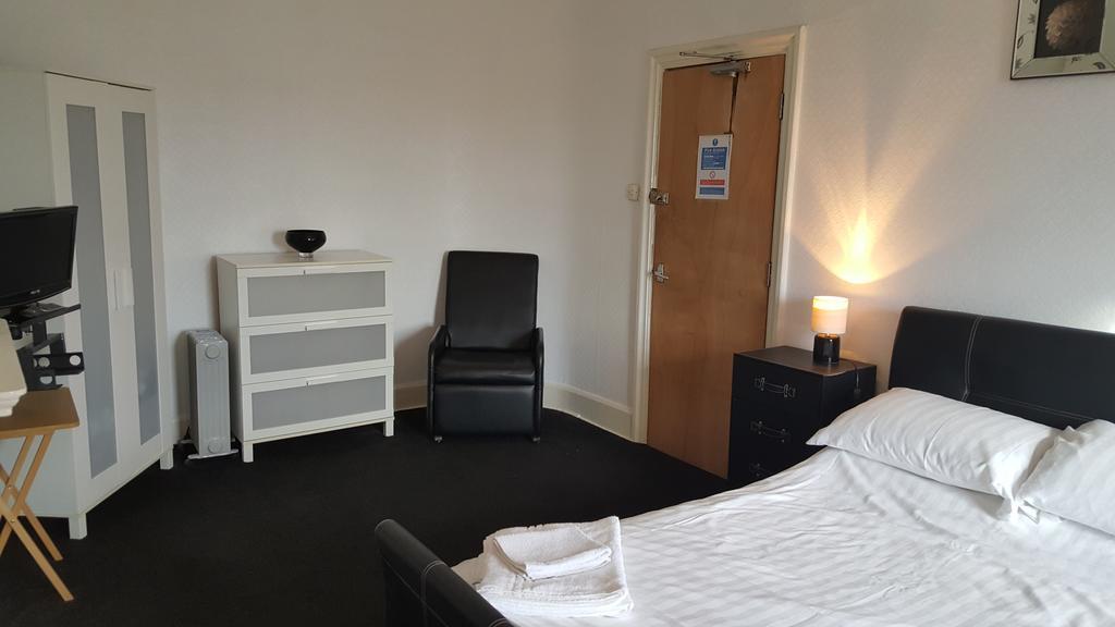 Station Hotel Hucknall Екстер'єр фото
